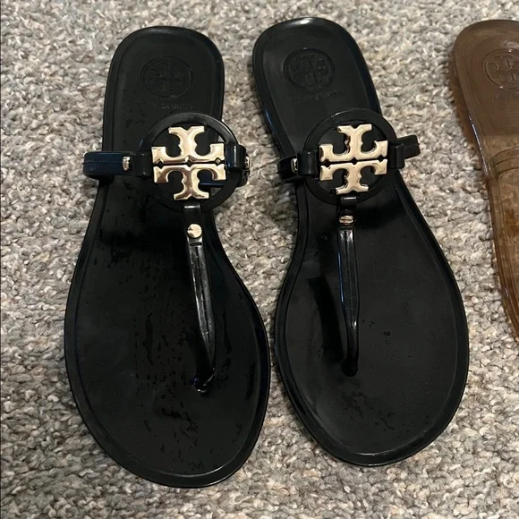 Tory Burch jelly thong sandals. 6 - Picture 2 of 11